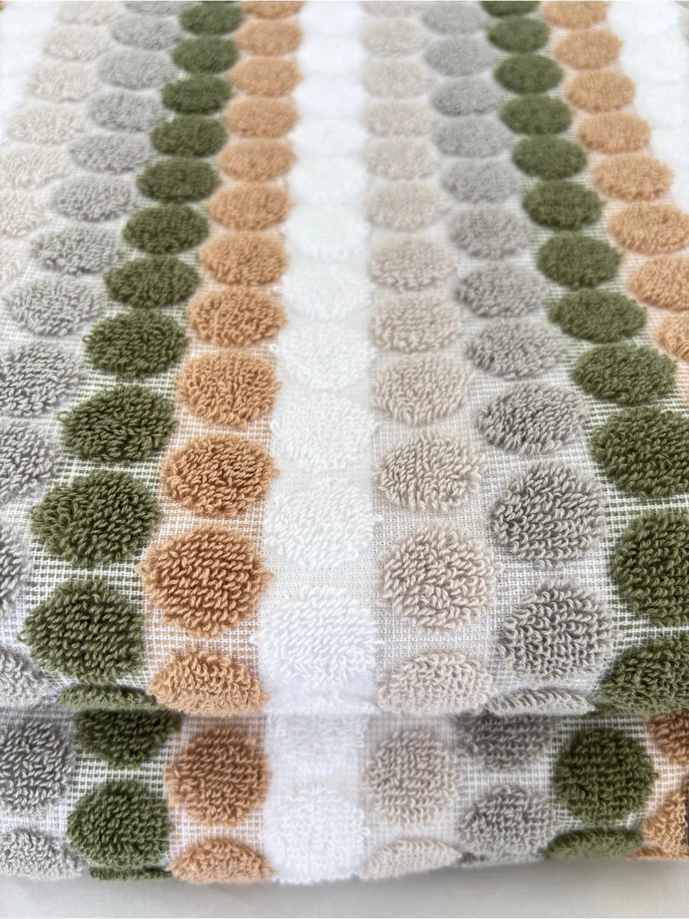 NWT Soho Living 2Pc Cotton Retro Earth Tone Polka Dot Striped Fall Bath Towels